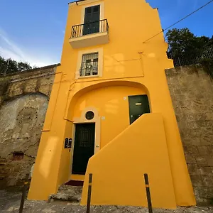 https://la-casa-di-litz.hotels-amalfi.com